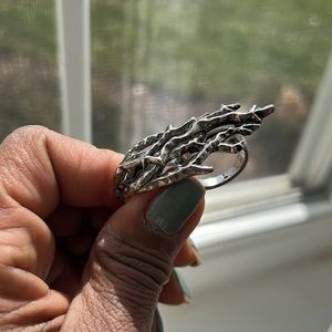 Sculptured Branches Double-Finger Ring